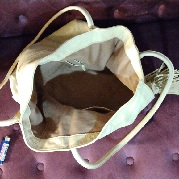 HOBO International Leather Purse - Picture 7 of 9